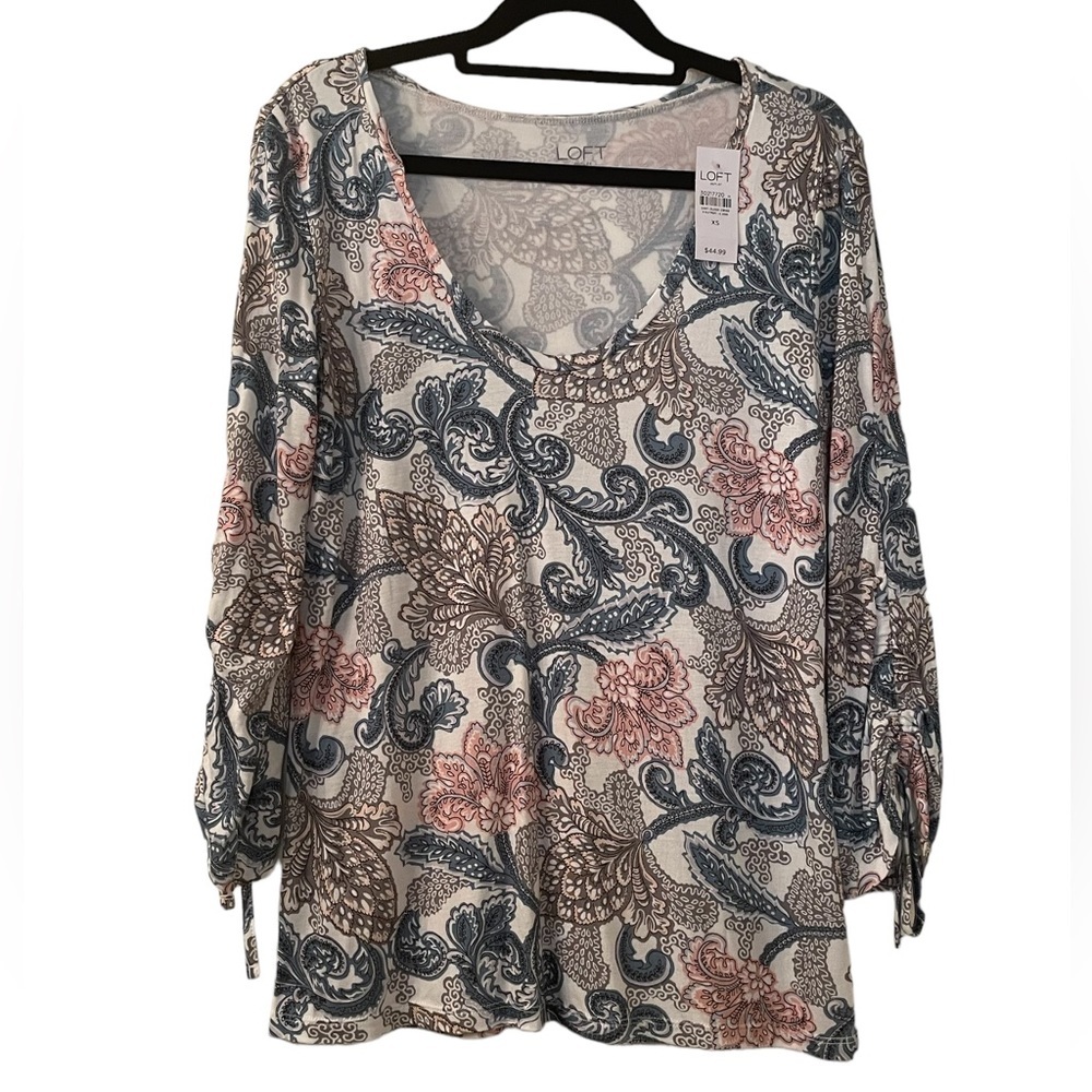 NWT Loft woman’s floral and paisley top, ruched sleeves, size XS